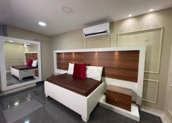 white castle studio 14